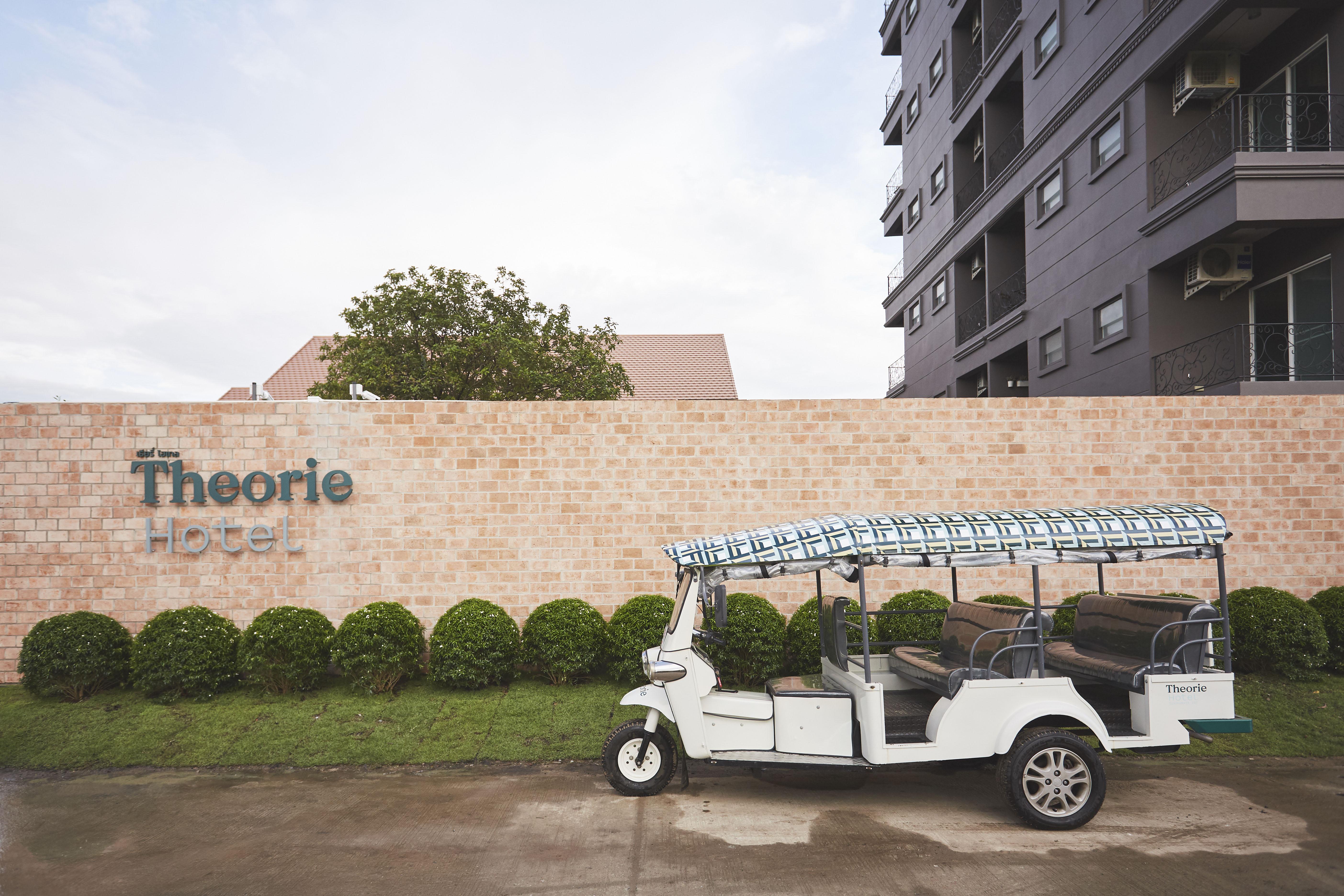 Theorie Hotel Sukhumvit By Slh - Sha Extra Plus Samut Prakan Luaran gambar