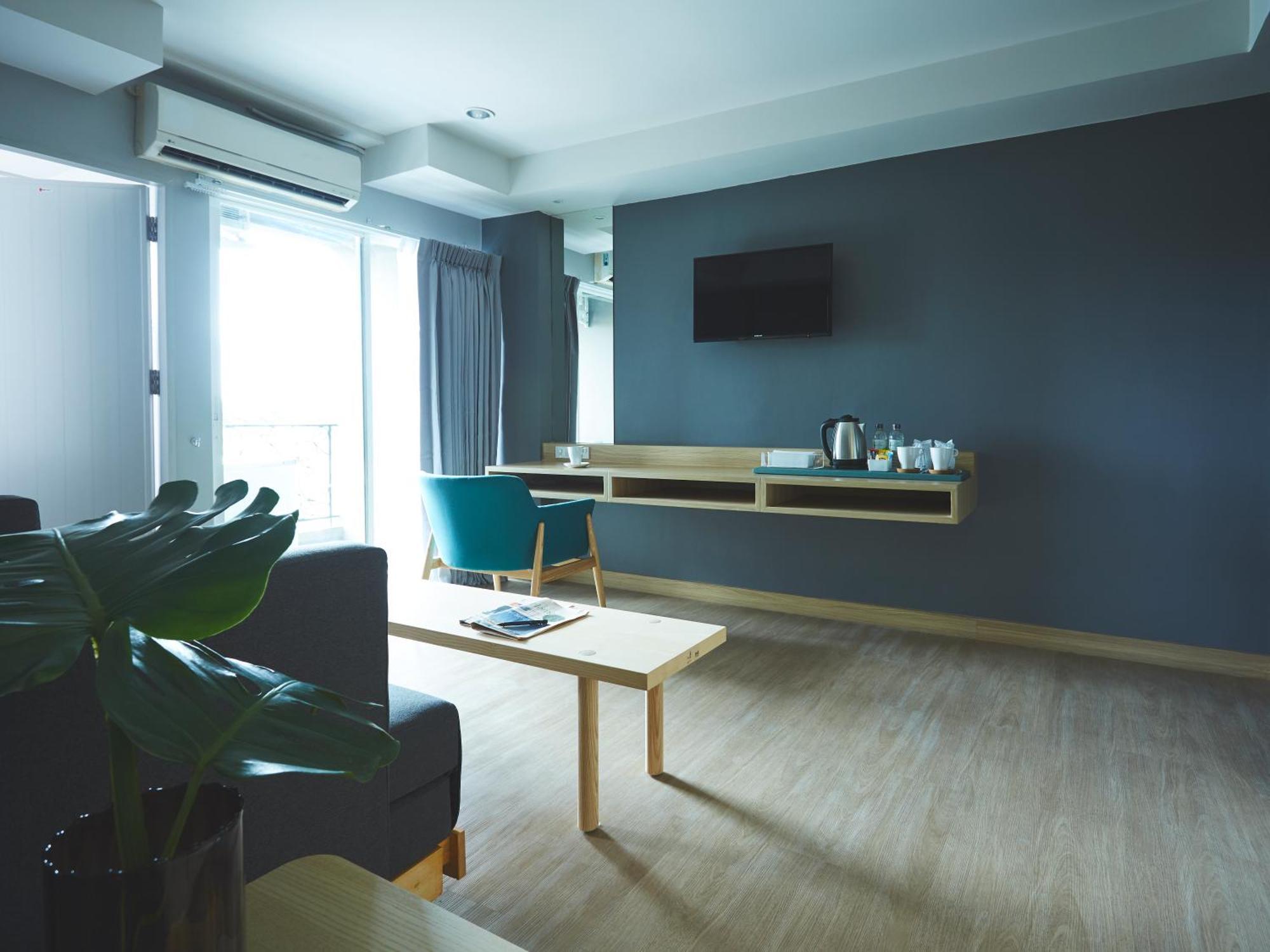Theorie Hotel Sukhumvit By Slh - Sha Extra Plus Samut Prakan Bilik gambar